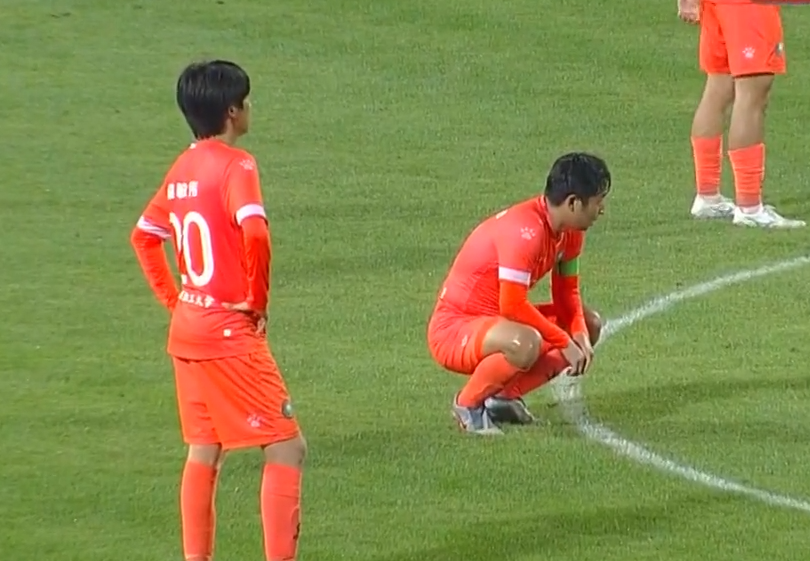 包含欧超杯今晚再迎强敌，迈阿密热火战术微调，主帅态度——压力陡增，更衣室氛围转暖的词条